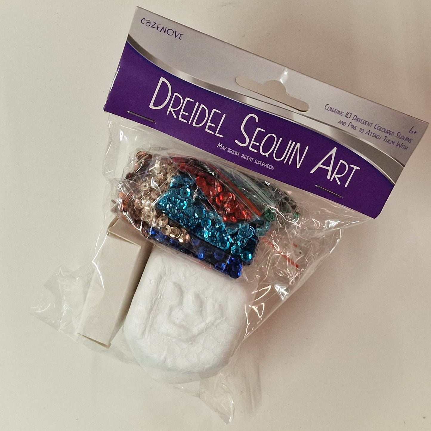 DIY knutsel schuim dreidel